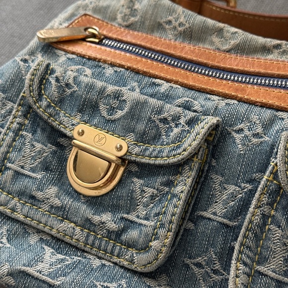 Louis Vuitton Blue Denim Shoulder Bag style “baggy” - Picture 4 of 5